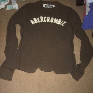 Men’s long sleeve shirt